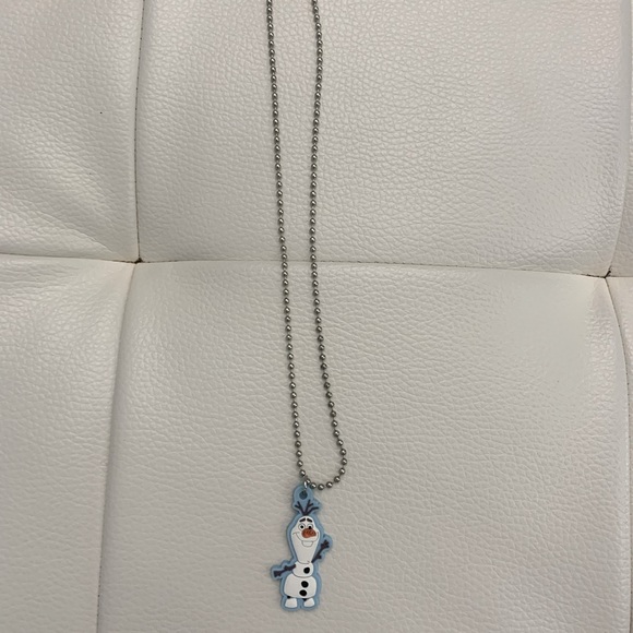Disney Other - Olaf Kids necklace